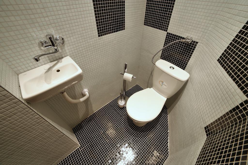 Penzion Benatky Piest'any Ngoại thất bức ảnh
